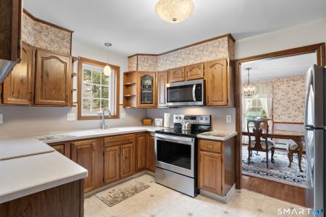 36 Stoneybrook Road Naugatuck CT 06770