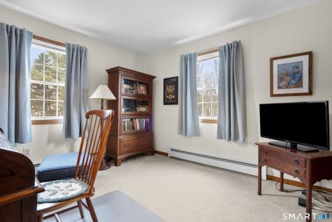 36 Stoneybrook Road Naugatuck CT 06770