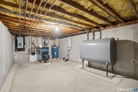 36 Stoneybrook Road Naugatuck CT 06770