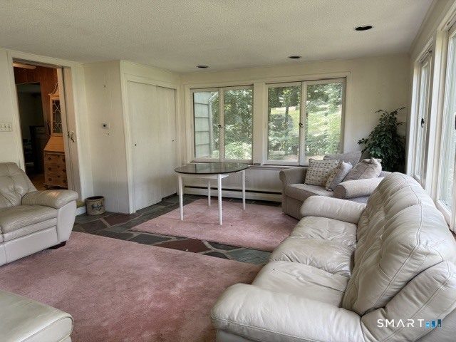 185 Green Hill Lane Cheshire CT 06410