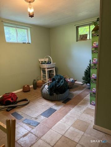 185 Green Hill Lane Cheshire CT 06410