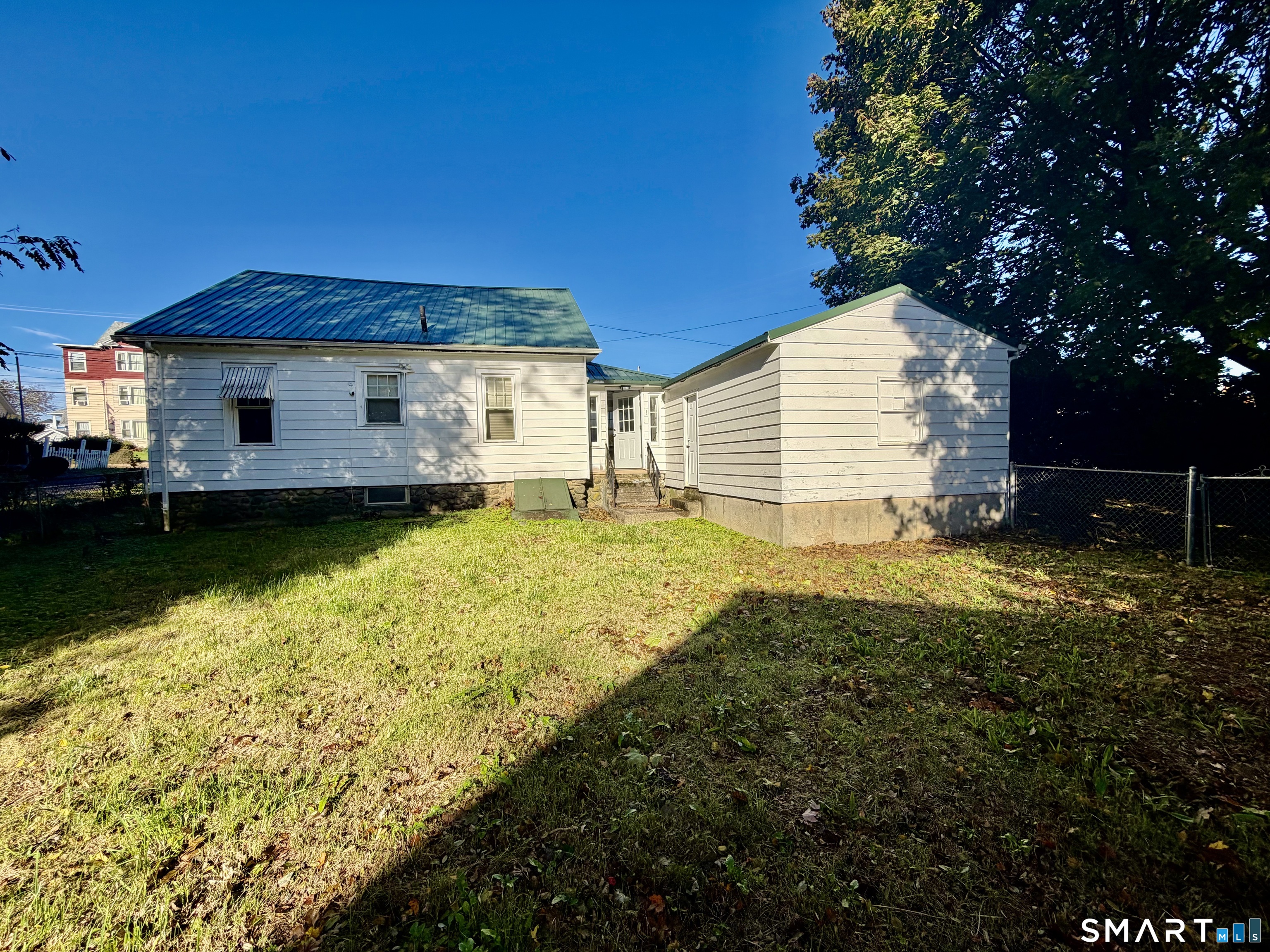 702 Cooke Street Waterbury CT 06710