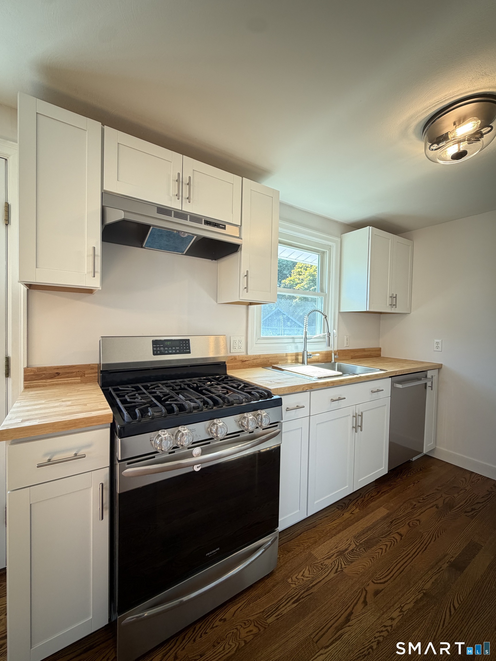20 Summit Avenue Shelton CT 06484