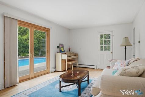 7 Goundry Drive Waterford CT 06385