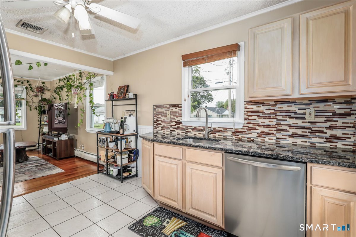 79 Aircraft Road West Haven CT 06516