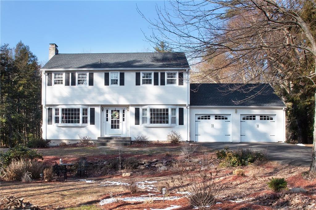 11 Village Road Simsbury CT 06070