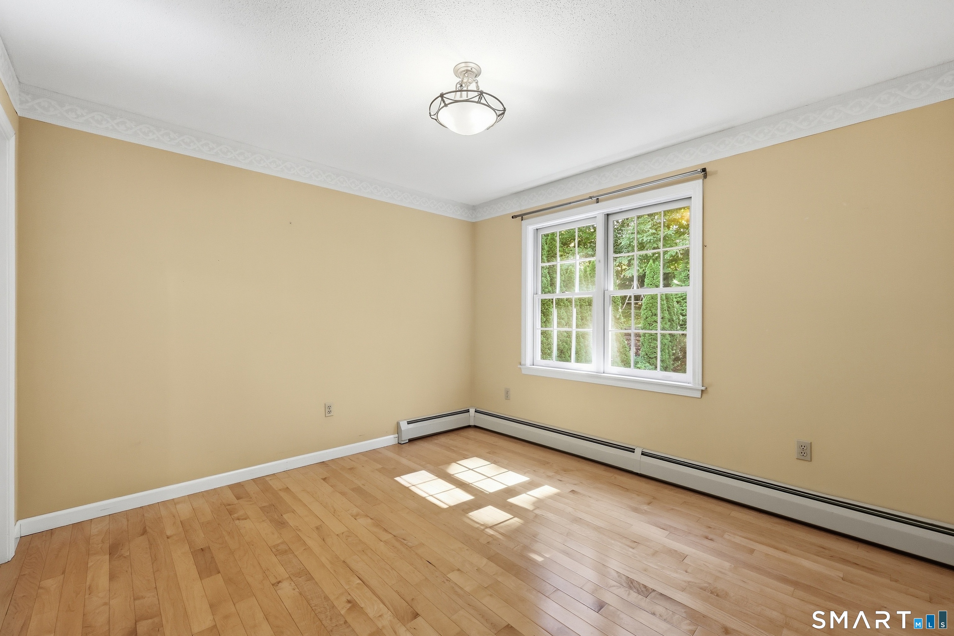 73 Folly Brook Lane Manchester CT 06040