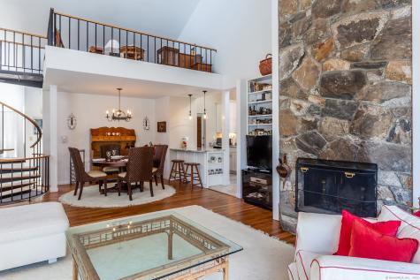 8 Ledgewood Drive Sherman CT 06784