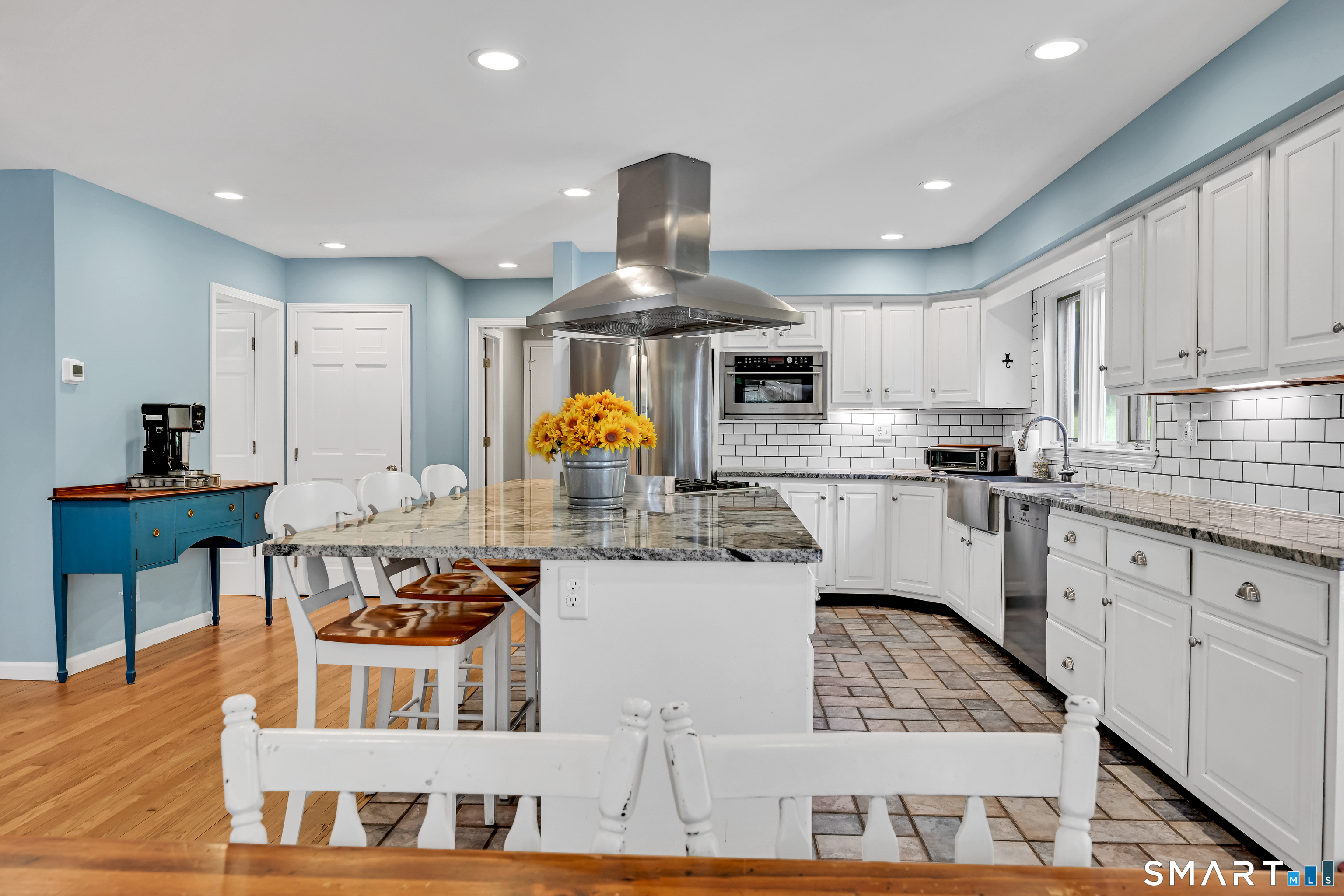 131 Woods Way Drive Southbury CT 06488