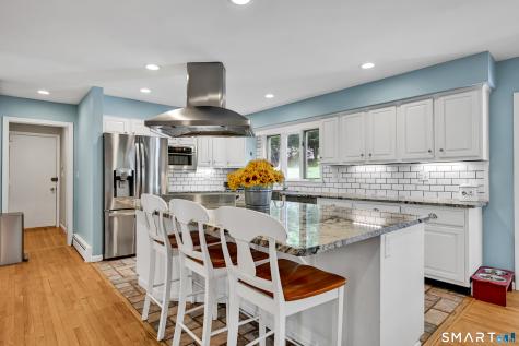 131 Woods Way Drive Southbury CT 06488