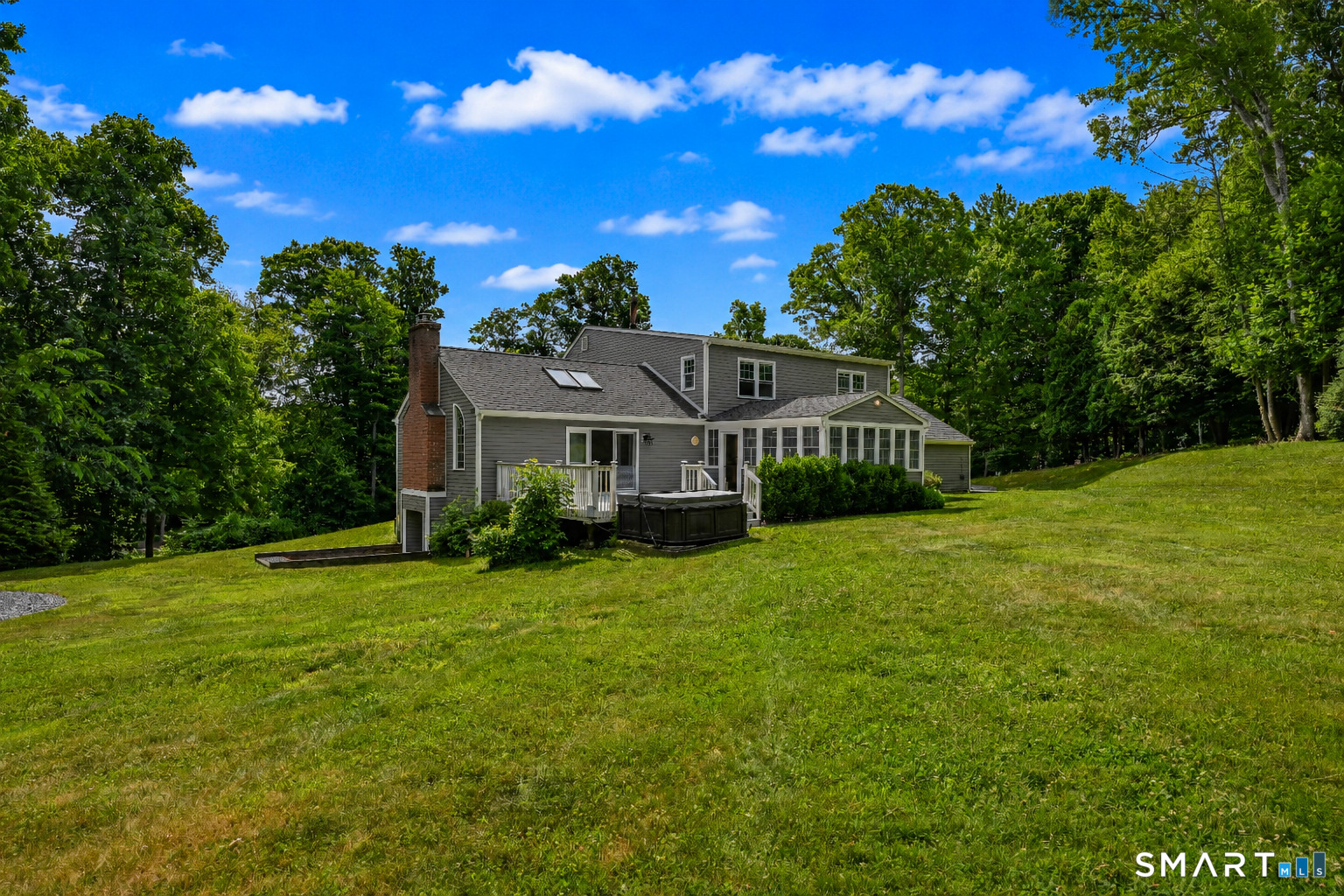131 Woods Way Drive Southbury CT 06488