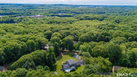 131 Woods Way Drive Southbury CT 06488