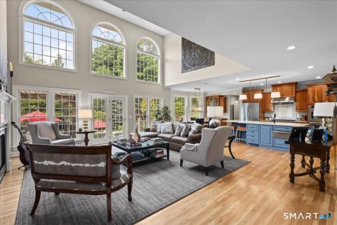 7 West Farms Lane New Fairfield CT 06812