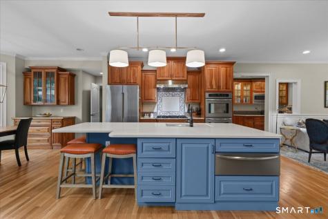 7 West Farms Lane New Fairfield CT 06812