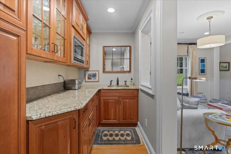 7 West Farms Lane New Fairfield CT 06812