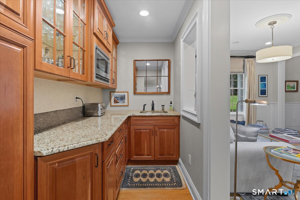 7 West Farms Lane New Fairfield CT 06812