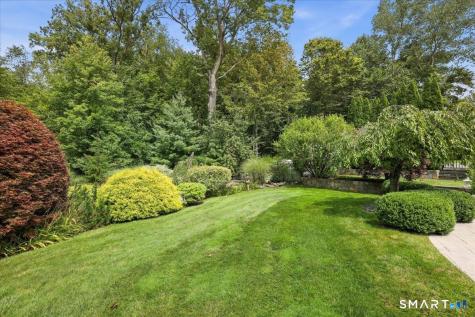 7 West Farms Lane New Fairfield CT 06812