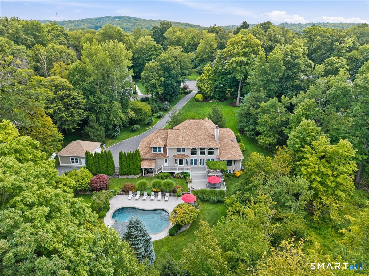 7 West Farms Lane New Fairfield CT 06812