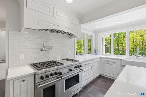 27 Webster Road Ridgefield CT 06877