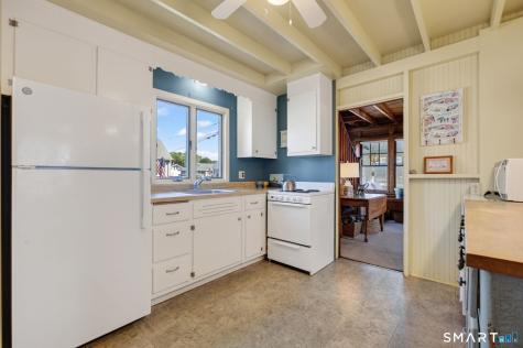 27 Gates Road Old Saybrook CT 06475