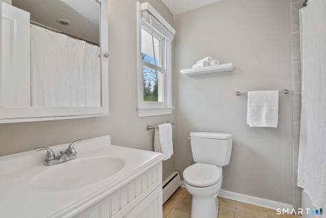 6 Field Crest Road New Canaan CT 06840