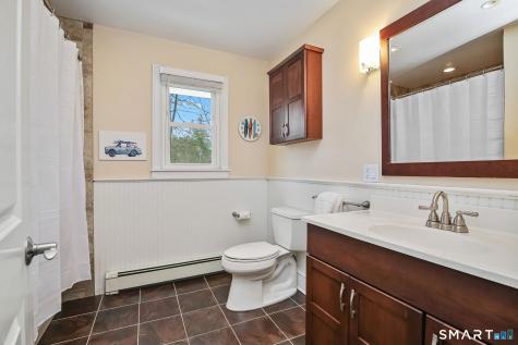 6 Field Crest Road New Canaan CT 06840