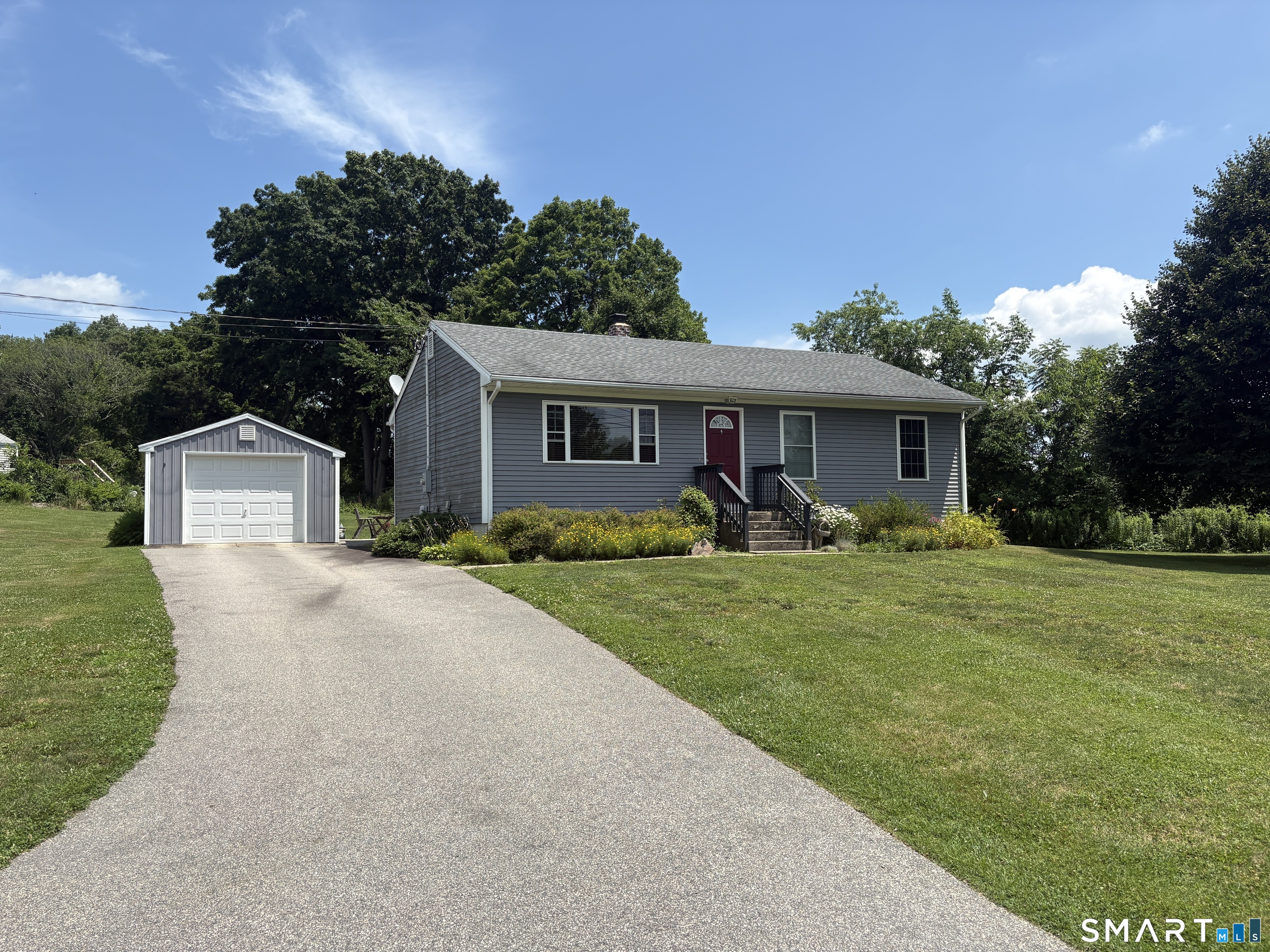 12 Gateway Road Colchester CT 06415
