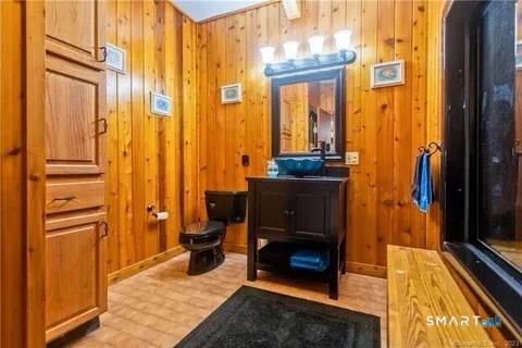 7 Riverview Street Enfield CT 06082