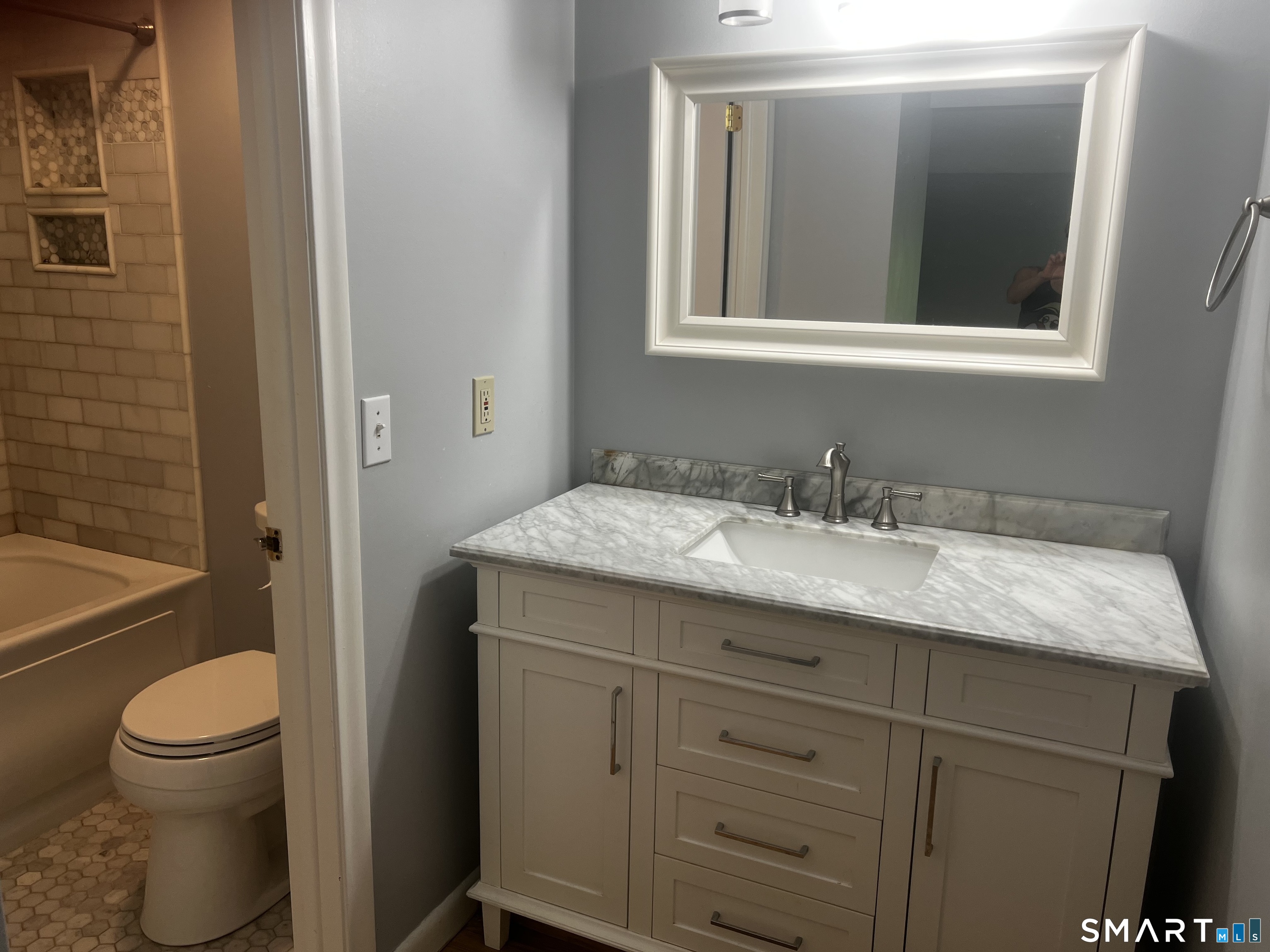 328 Tunxis Road West Hartford CT 06107