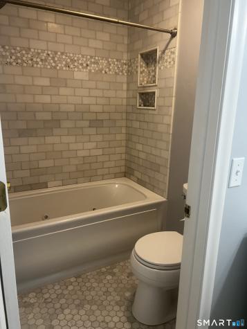 328 Tunxis Road West Hartford CT 06107