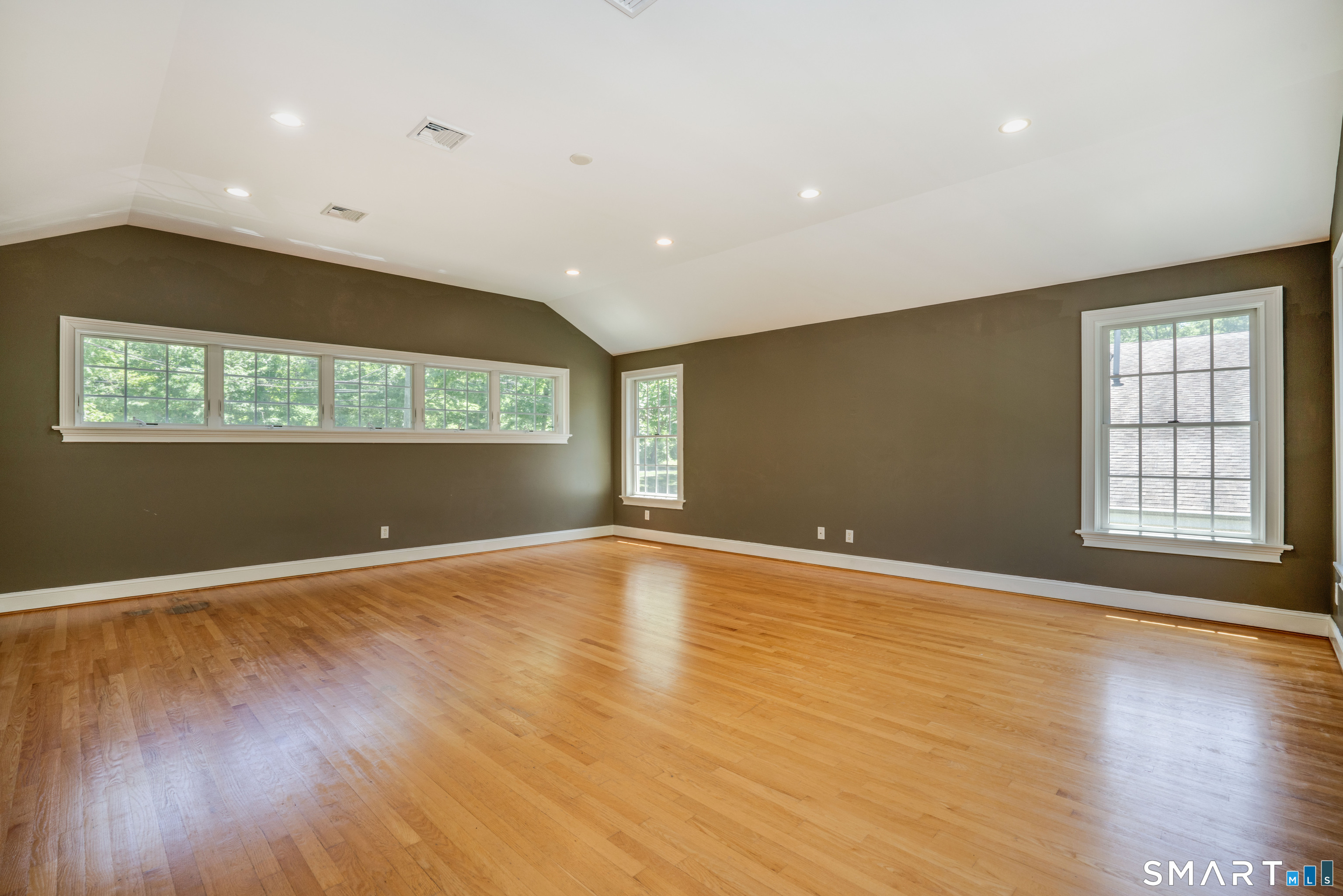 328 Tunxis Road West Hartford CT 06107