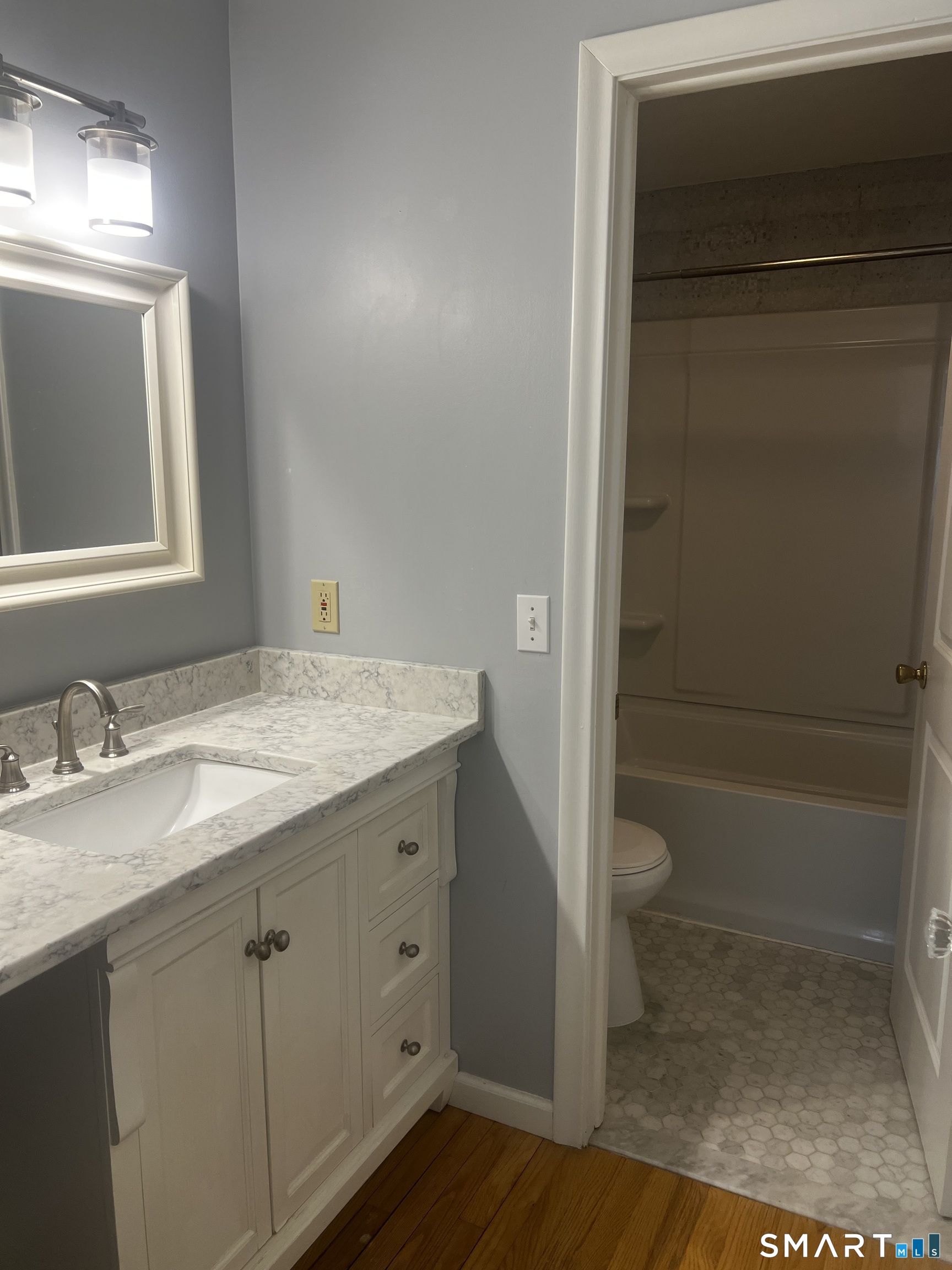 328 Tunxis Road West Hartford CT 06107