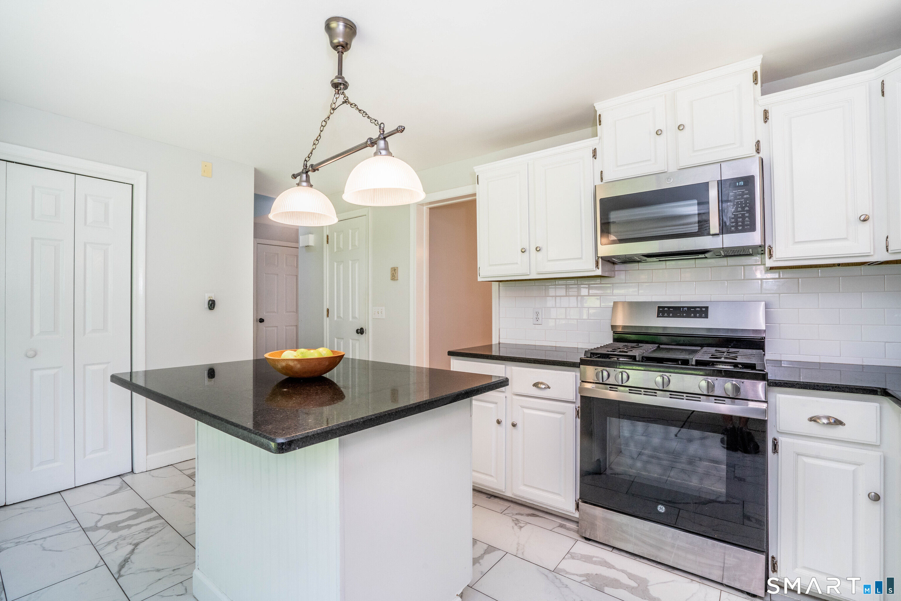 328 Tunxis Road West Hartford CT 06107