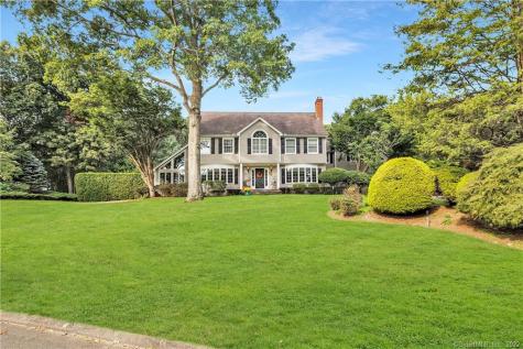 9 Lazy Brook Road Shelton CT 06484
