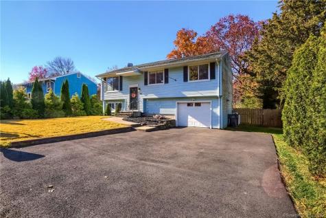 58 Celentano Drive Naugatuck CT 06770