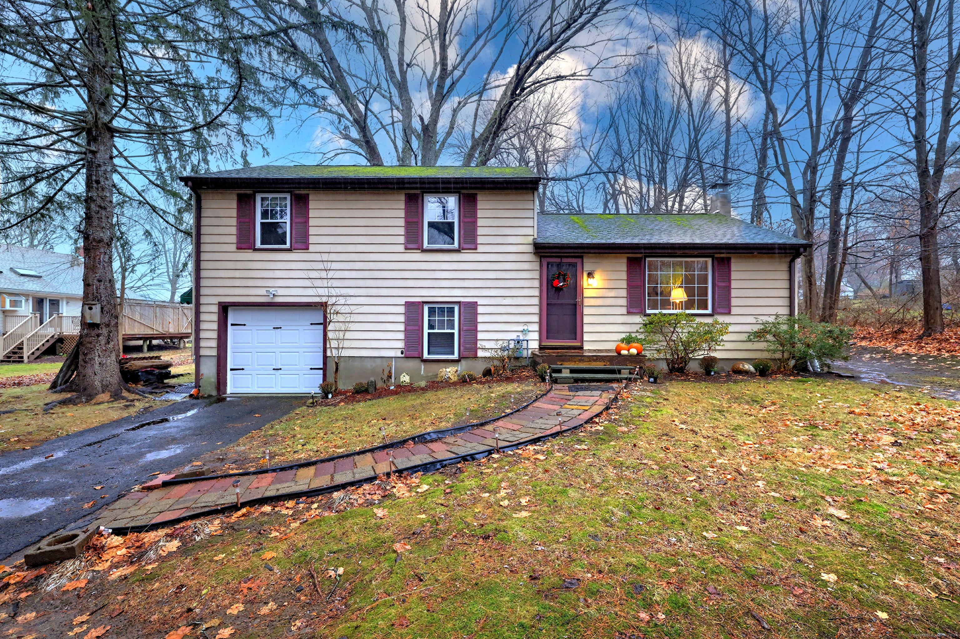 7 Sugar Street Newtown CT 06470