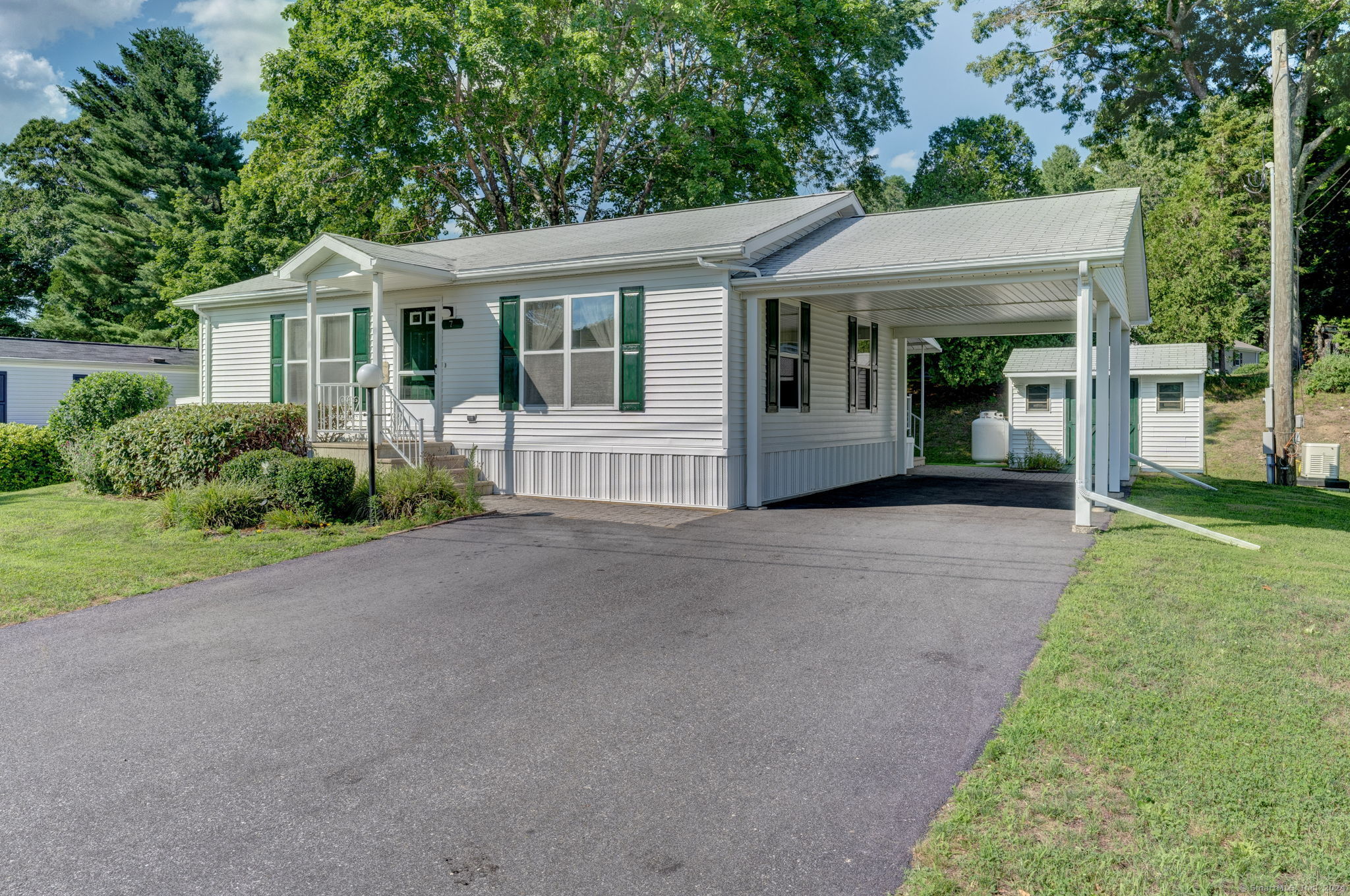 7 Valley View Drive Mansfield CT 06268