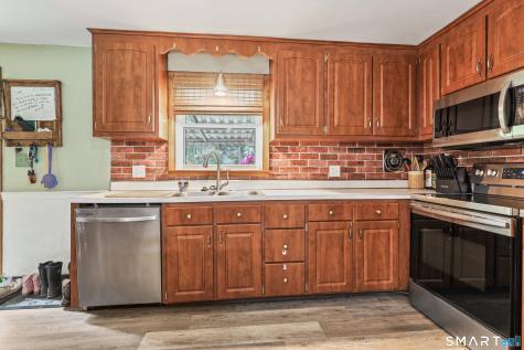 21 Holt Street Plymouth CT 06786