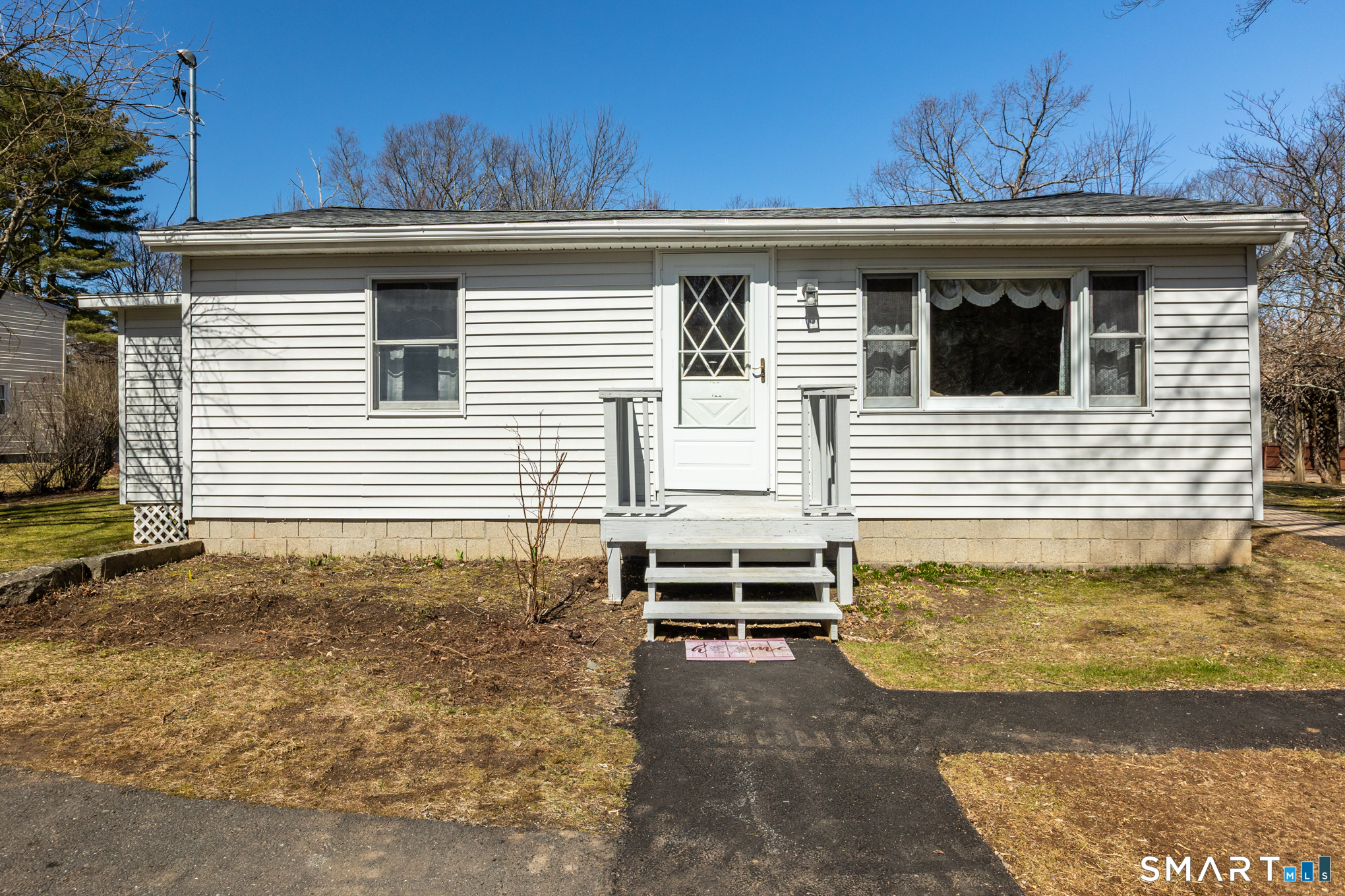 51 Sandy Beach Road Ellington CT 06029