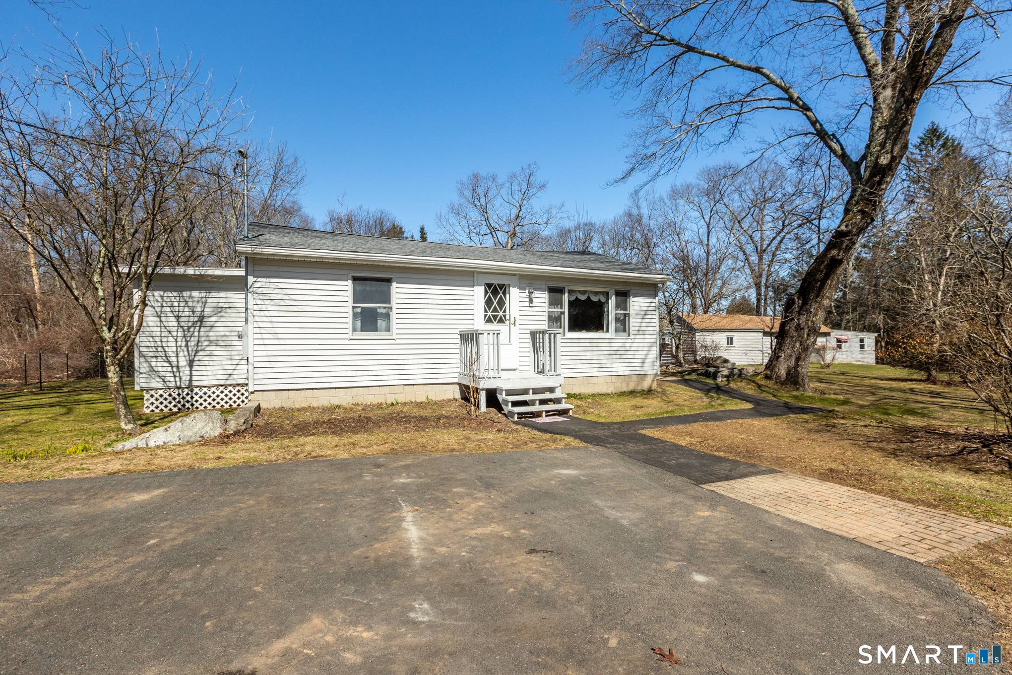 51 Sandy Beach Road Ellington CT 06029