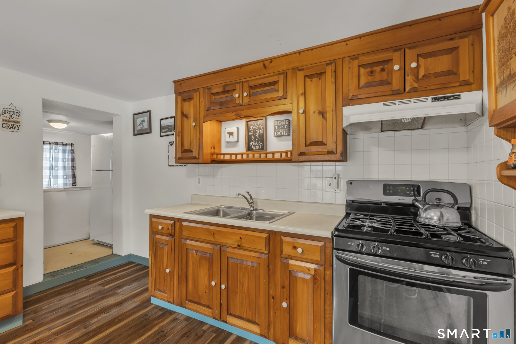 51 Sandy Beach Road Ellington CT 06029