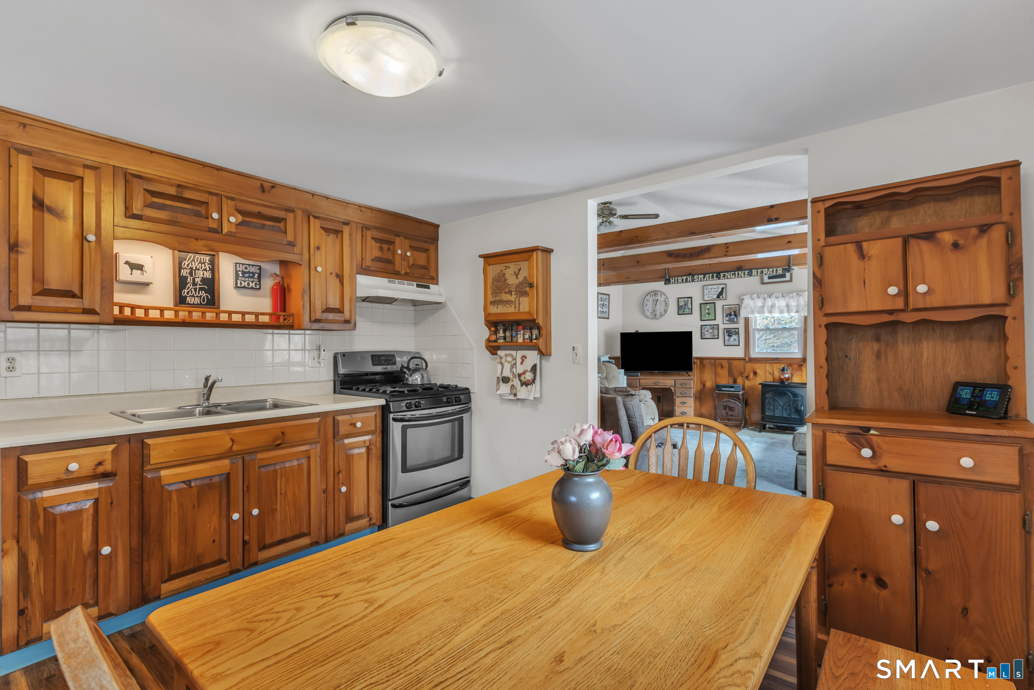 51 Sandy Beach Road Ellington CT 06029