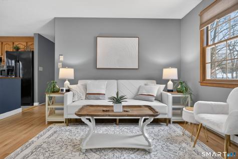 15 Blue Spruce Street Middletown CT 06457