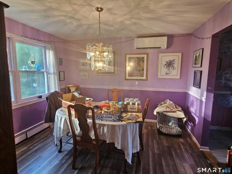 18 Chelsea Lane Windsor CT 06095