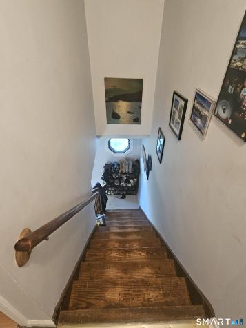 18 Chelsea Lane Windsor CT 06095