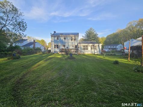 18 Chelsea Lane Windsor CT 06095