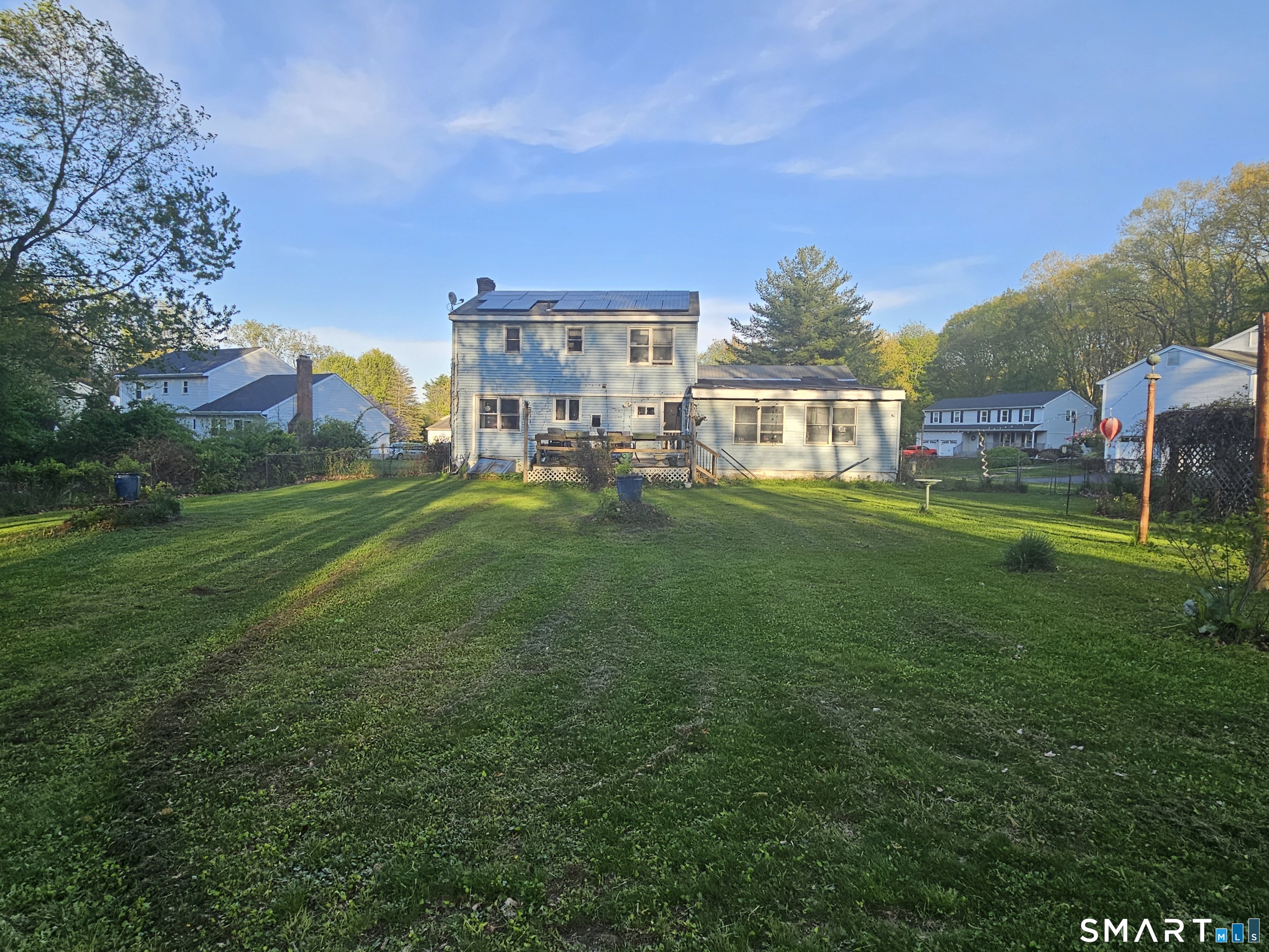 18 Chelsea Lane Windsor CT 06095