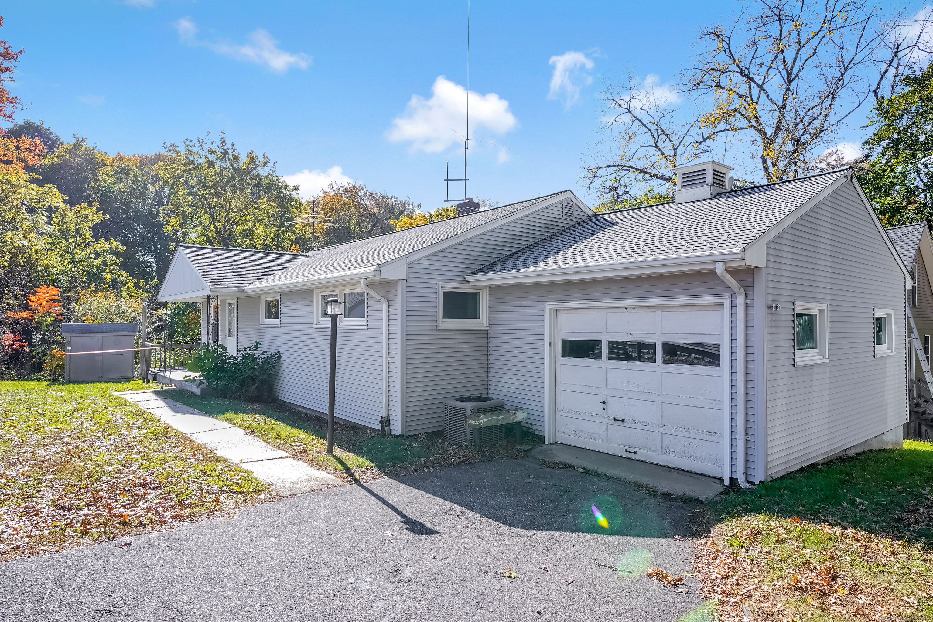 11 Carpet Street Enfield CT 06082