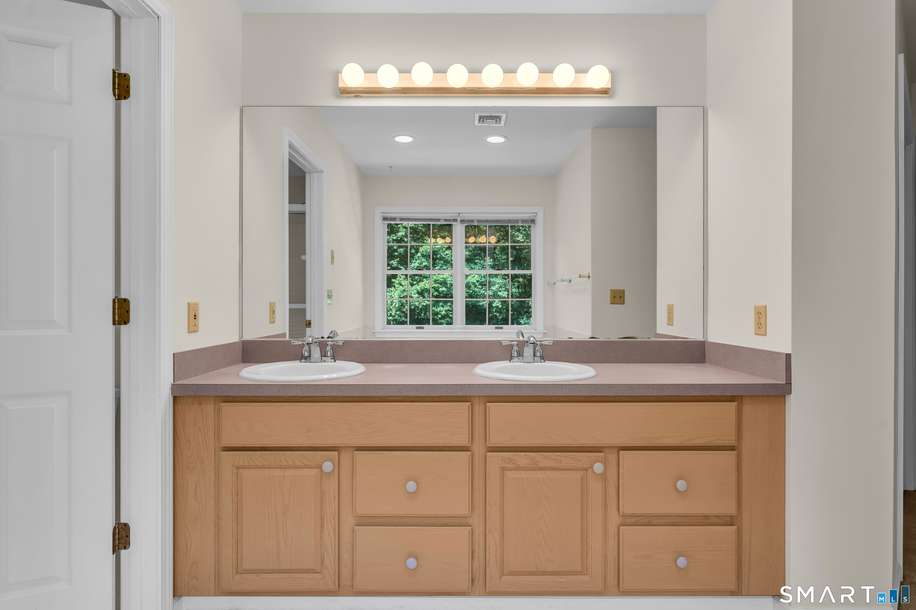 46 Spring Rock Road East Lyme CT 06333
