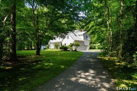 46 Spring Rock Road East Lyme CT 06333